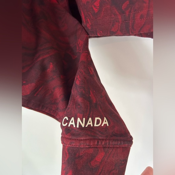 Lululemon Team Canada All Yours Cropped Hoodie COC Logo Maple Dark Red Multi - Picture 8 of 13